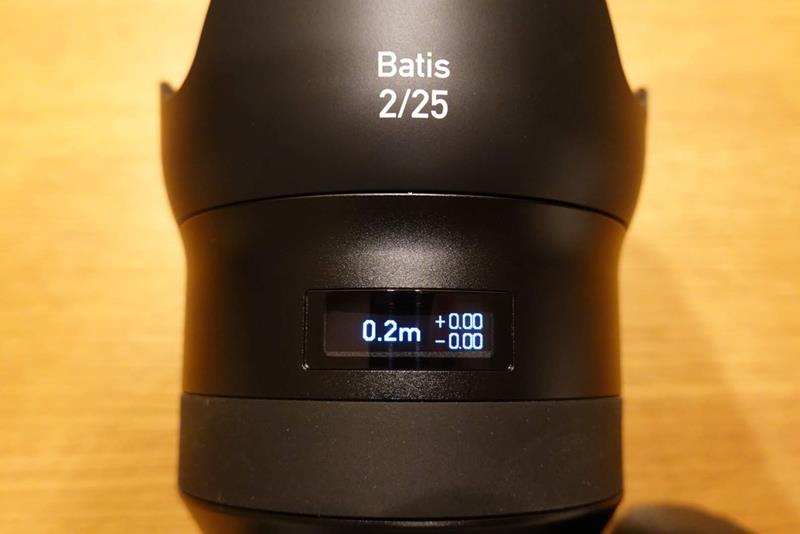 Batis 2/25 F2 25mm zeiss レンズ　ソニー　有機ELディスプレイ 見方