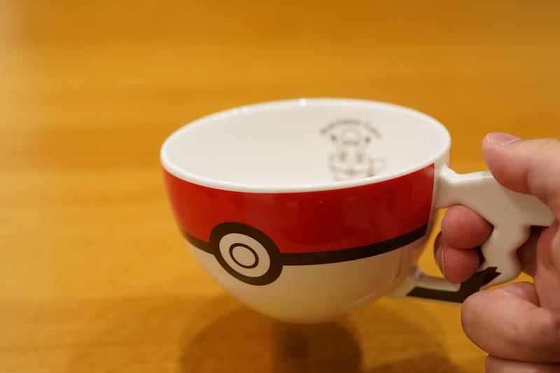 pokemon　ポケモン　モンスターボールマグカップ　ポケモンカフェ　ポケモンセンター　ポケモングッズ　ピカチュウグッズ　高島屋　ブログ　レビュー　おしゃれ