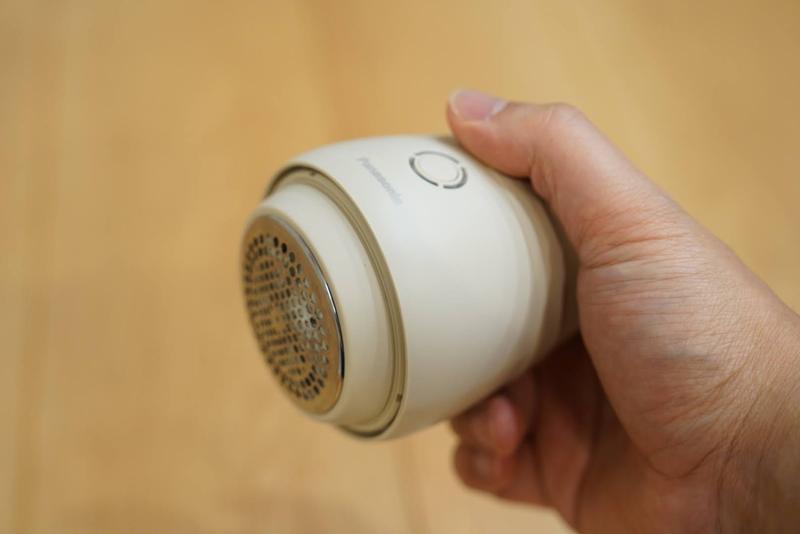 パナソニック 毛玉クリーナー ベージュ NI-LC300-C 毛玉取り　コート　子どもの服　ニット　簡単　おすすめ　ブログ　レビュー